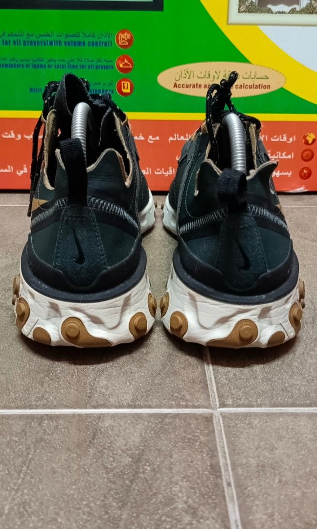 KASUT BUNDLE NIKE REACT (Category: Sneakers) located in Kuala Lumpur. Submitted by mohdhasdi926 (Listing ID 1336010197, Image 2). Description: Nike react 8.5uk - 27.5cm Item bundle Good condition ❌ Koyak ❌ Tampalan ❌ Jahit Tapak cun & lembut Insole asal Berminat boleh wasap 0126514372 Self pick up-taman templer park rawang.... Postage rm8.