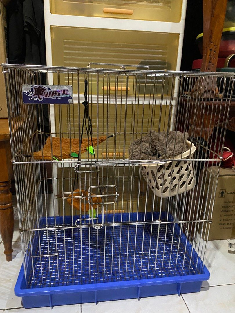 LARGE CAGE (Category: Homes & Other Pet Accessories) located in Las Pinas. Submitted by odatuharon (Listing ID 1335983595, Image 1). Description: Accessories not included only the cage is for sale.