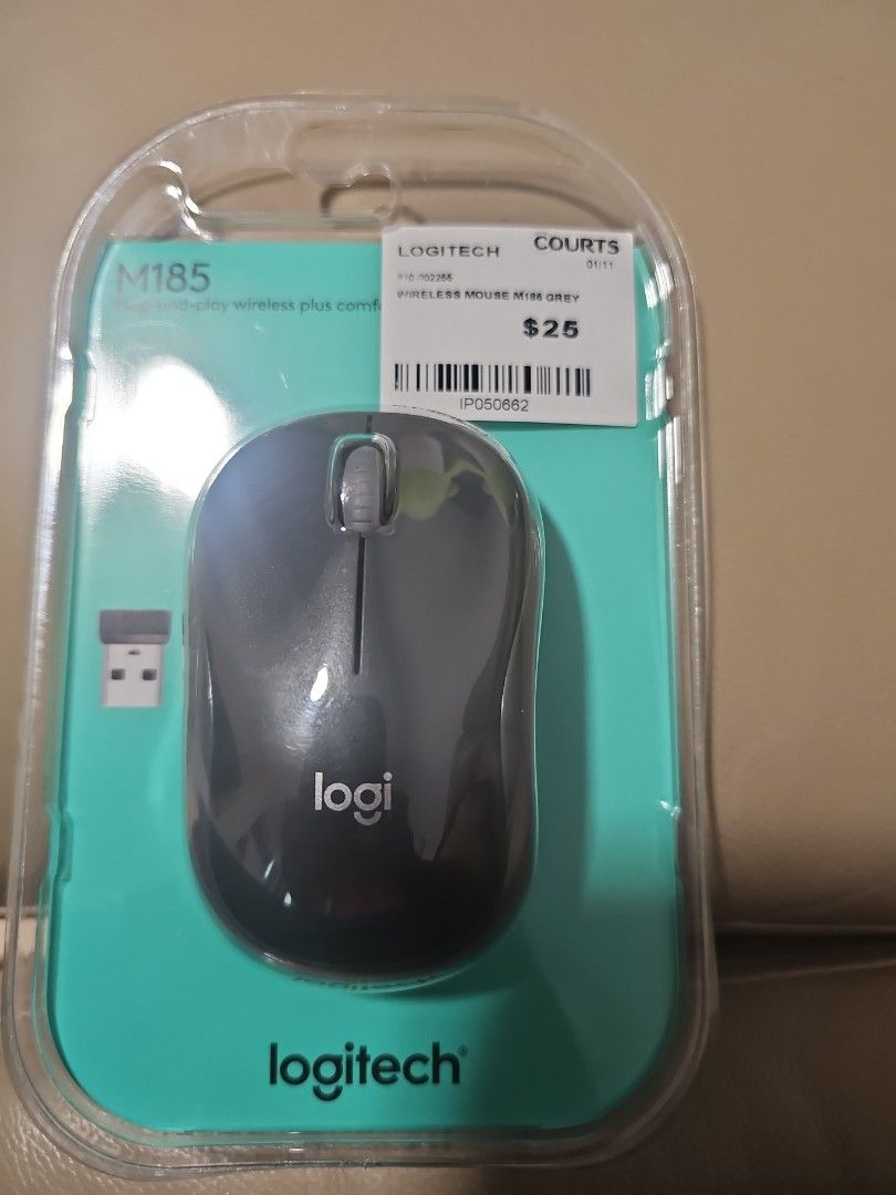 Logitech Wireless Mouse (Category: Mouse & Mousepads) located in Singapore. Submitted by silverflower.081bcb (Listing ID 1336063804, Image 1). Description: .