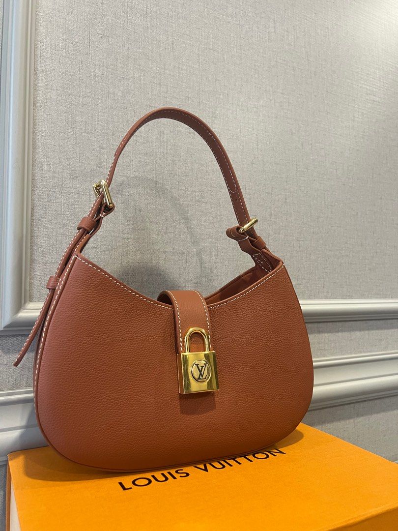 Lv lowkey shoulder bag cognac