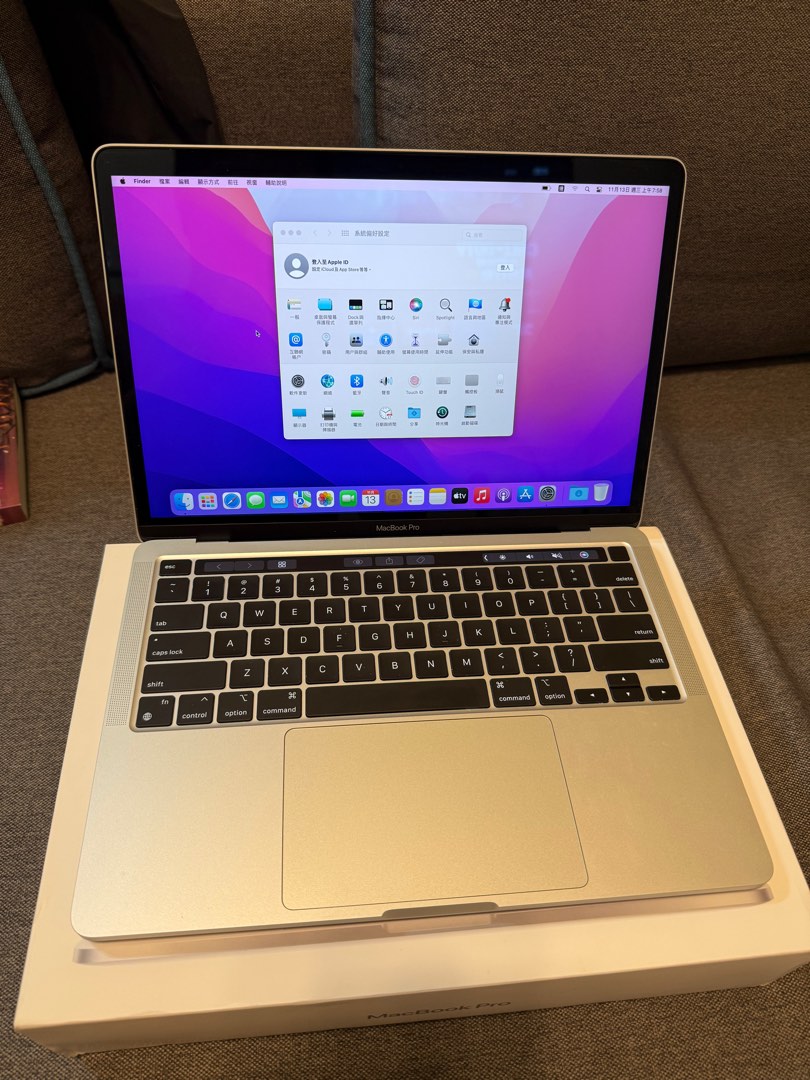 MacBook Pro M1 13' 8gb ram 256gb, 電腦＆科技, 手提電腦 - Carousell
