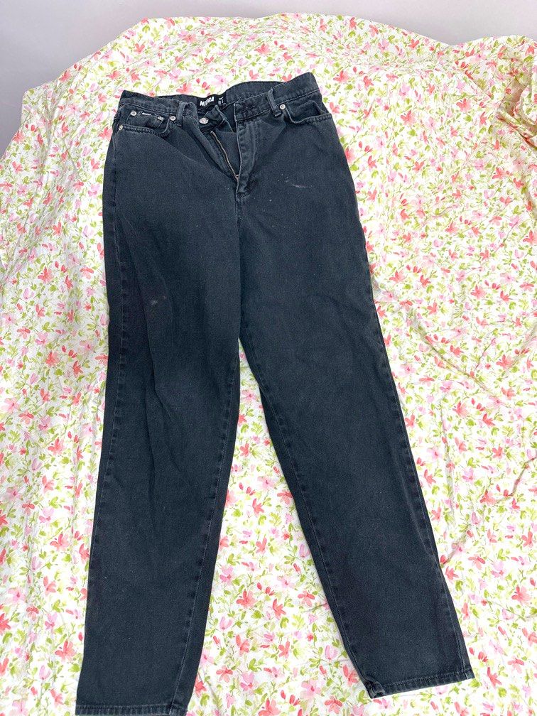 Mom jeans levis black store