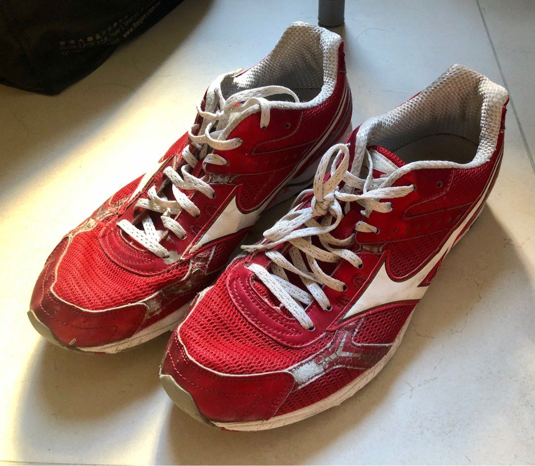 Mizuno running shoe Carousell
