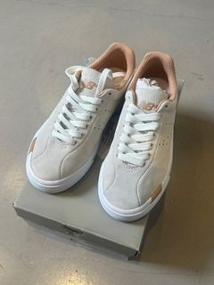 （分類：）位於 。 由 yvonnets 提交（商品編號 1336028288，圖片 1）。簡介： 。