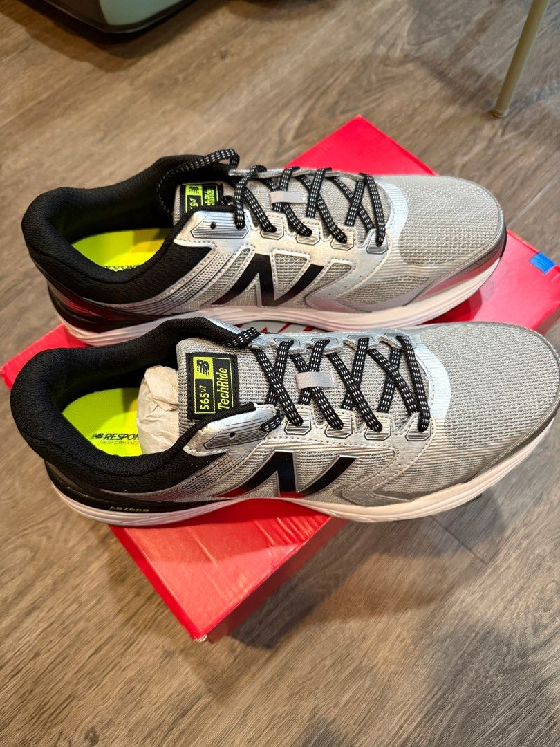 New balance men's 560v7 on sale