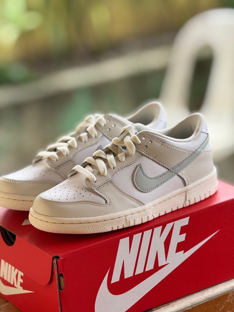 Nike size 5y in women's store