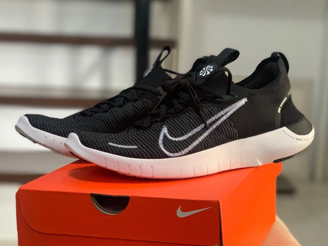 Mens nike free rn size 9 top