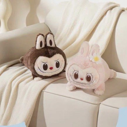 中国限定 popland mokoko labubu 抱き枕 POPMART Popland Mokoko Sleeping Pillow Labubu, Hobbies & Toys