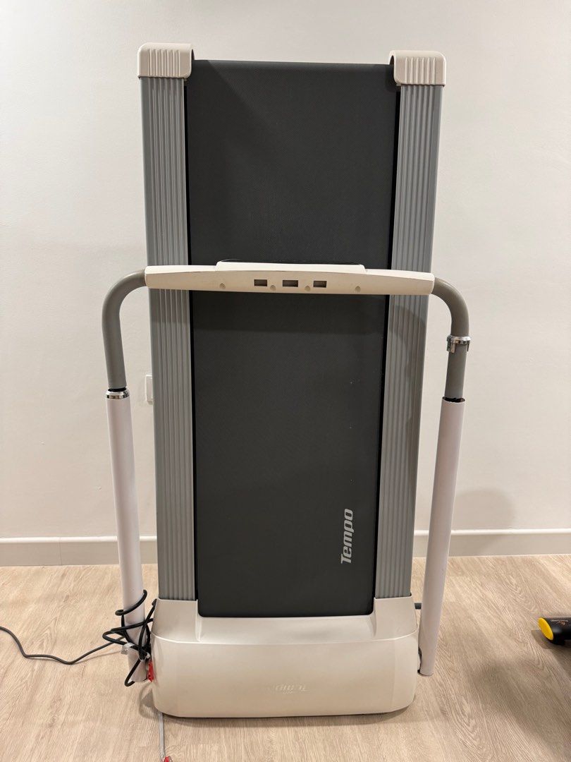 Johnson fitness tempo ts1 treadmill clearance