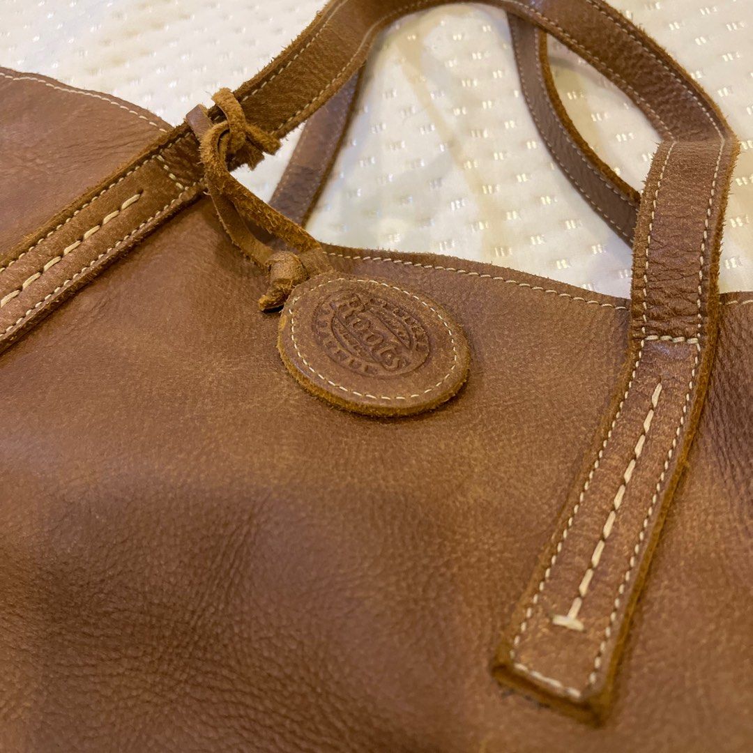 Amelia tote roots outlet