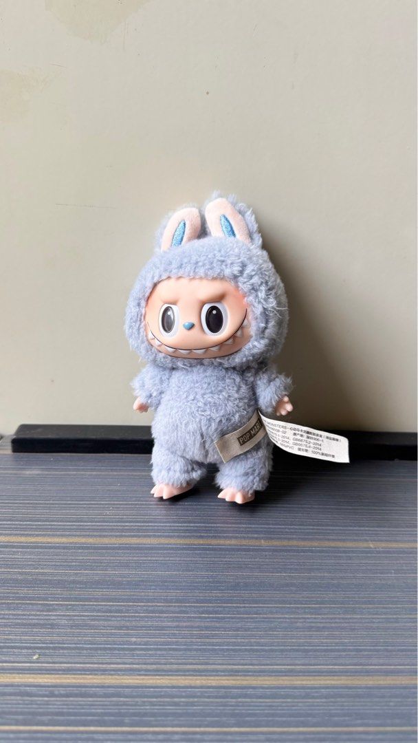 Sec , Labubu sea salt coconut popmart original, Toys