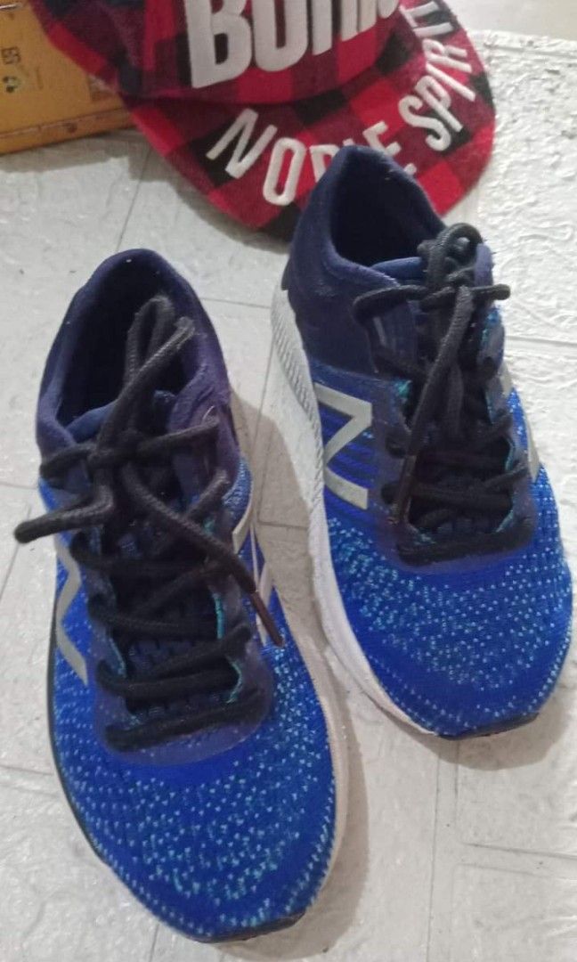 Sepatu anak new balance gratis sendal decathlon Bayi Anak Lainnya di Carousell