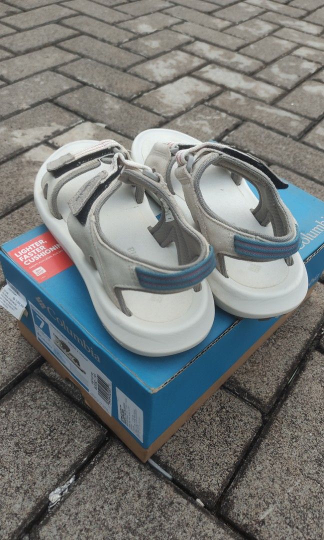 Sandal gunung columbia top