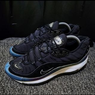 (Kategori: ) berada di . Dikirim oleh sigra_shoes (ID iklan 1336039868, Gambar 1). Deskripsi: .