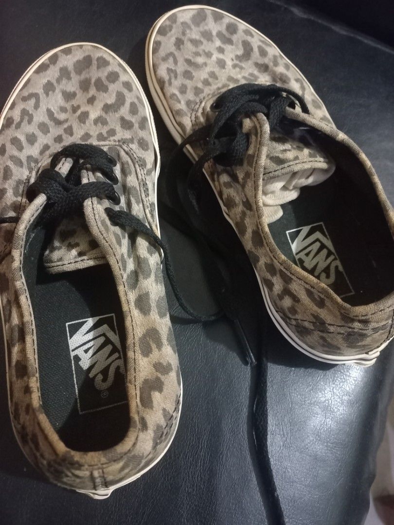 Sepatu Vans leopard classic grey Pre