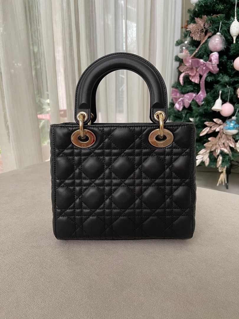 Small lady dior my ABC black (Category: Luxury Bags & Wallets) located in Taguig. Submitted by cclazaro (Listing ID 1336105350, Image 1). Description: Complete inclusion. Please see photos 100% authentic With entropy Can meetup in Nuvali/rockwell.