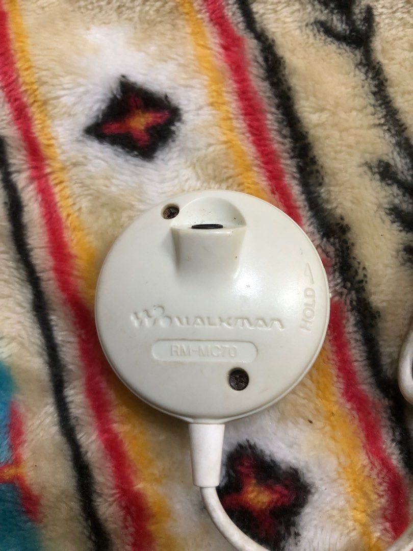 Sony walkman audio controller adapter (Category: Portable Audio Accessories) located in Quezon City. Submitted by markgolveo (Listing ID 1335980004, Image 3). Description: Sony walkman audio controller adapter.