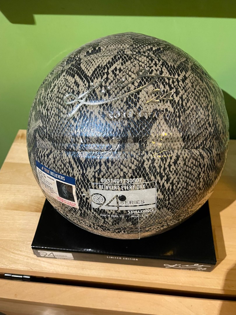 spalding x kobe bryant 94 silver series snakeskin basketball