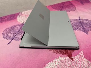(Category: ) located in . Submitted by roseleetechsg (Listing ID 1336119000, Image 1). Description: .