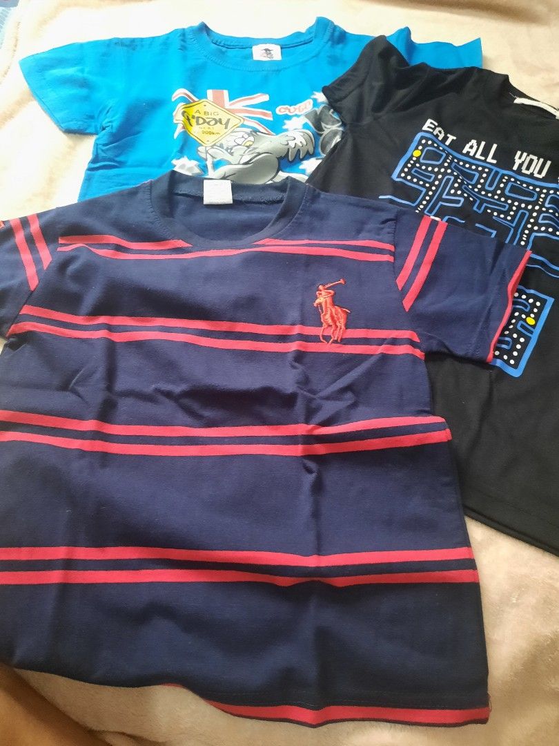 Tshirt for kids (Category: Babies & Kids Fashion) located in Makati City. Submitted by emyems (Listing ID 1336053028, Image 1). Description: Tshirt for kids..3 for 300.