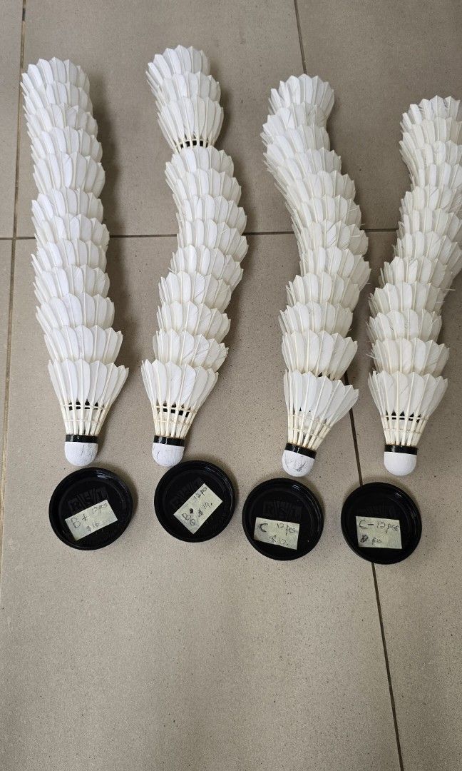 Used shuttlecock for sale discount