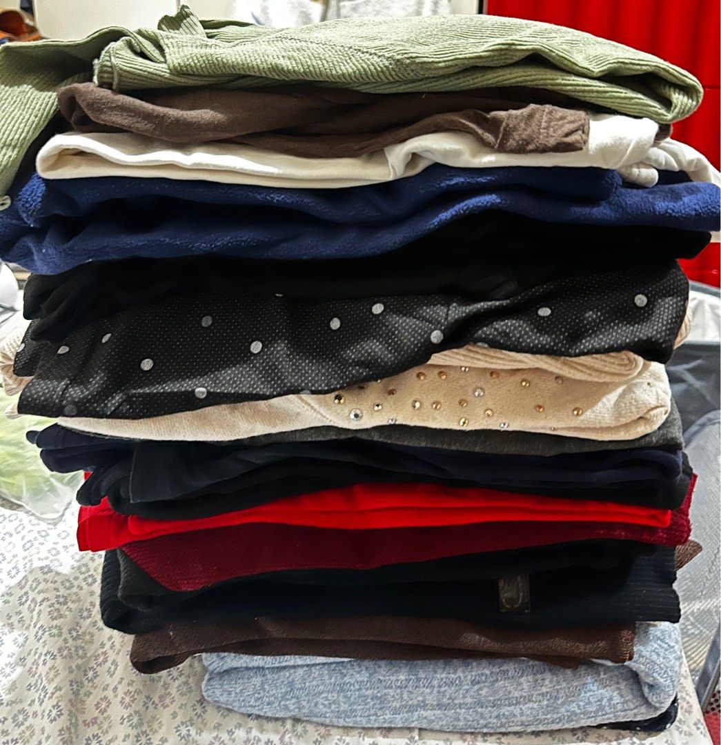 Winter Clothes (Variety) (Category: Longsleeves) located in Manila. Submitted by eeceec (Listing ID 1336142028, Image 1). Description: I have different winter apparels such as heattechs, puffer jacket, fur jackets, knitted tops, winter shoes, etc. No photos of each item due to time constraint. Should you be interested in preparing for your winter trip, please let me know and I can let you know if I have something available that you are looking fo