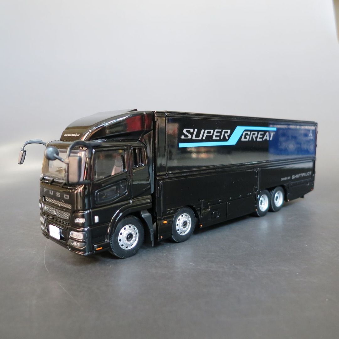 1:43 Scale Mitsubishi Fuso Super Great Wing Body Wing Box cargo