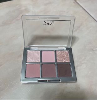 （分類：）位於 。 由 rowenamlod 提交（商品編號 1336235767，圖片 1）。簡介： 。