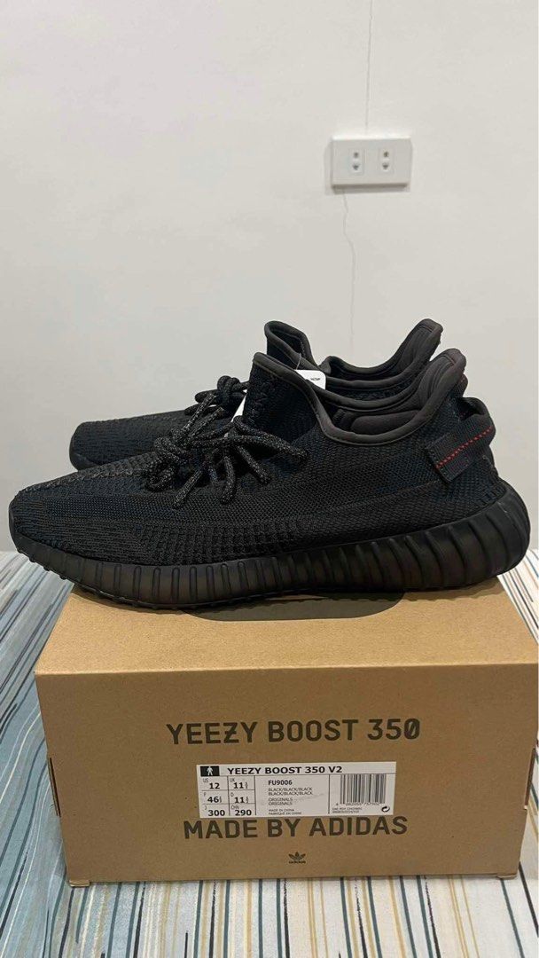 Yeezy black static 219 on sale