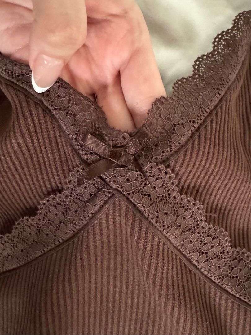 Authentic H&M Brown Lace Dress with Bow (Category: Dresses) located in Manila. Submitted by WardrobeofJP (Listing ID 1336189790, Image 2). Description: Description: Brown Lace Bow Dress with adjustable straps Size: Small Flaws: N/A Rfs: Decluttering Payment Methods: Only GCash, BDO, & Paypal Delivery options: Grab, Lalamove, Gogo xpress. Angkas, Mr. Speedy, JoyRide, toktok, or other preferred trusted delivery platforms Please provide proof of pay
