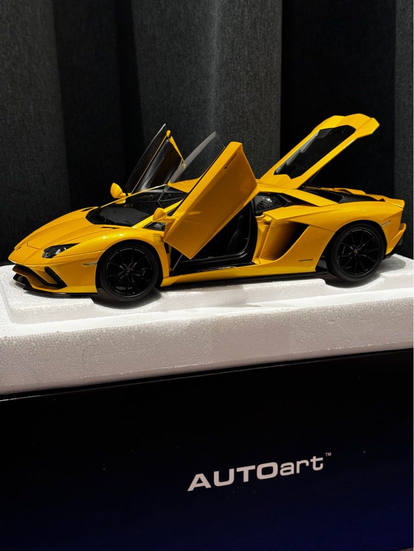 Figurine 1/18 Lamborghini Balboni – Résine Non Peinte – Vroom – Autoart / CMR – Neuf