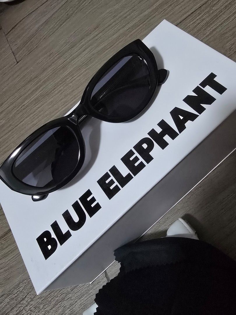 Blue Elephant Fanny black, Women's Fashion, Watches