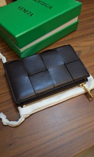 （分類：）位於 。 由 vinschantel 提交（商品編號 1336309106，圖片 1）。簡介： 。
