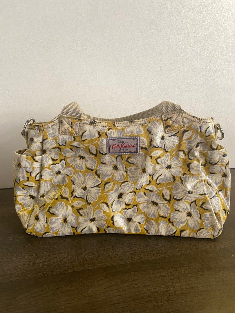 CATH KIDSTON Hand bag/ Shoulder Bag (Category: Shoulder Bags) located in Las Pinas. Submitted by ferrerf (Listing ID 1336220980, Image 1). Description: never been used. very good condition. bag was made of strong materials..