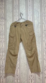 (Kategori: ) berada di . Dikirim oleh paramitha_shop (ID iklan 1336217815, Gambar 1). Deskripsi: .
