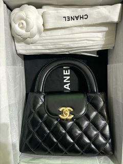 由 Chi_Boutique (刊登 ID 1336002578，圖片 1) 提交，位於 的 (類別：)，說明：。