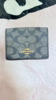 （分類：）位於 。 由 andrwa125 提交（商品編號 1336288990，圖片 1）。簡介： 。