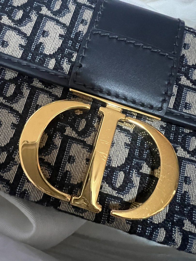 Dior 30 montaigne (Category: Luxury Bags & Wallets) located in Muntinlupa City. Submitted by john173 (Listing ID 1336264781, Image 2). Description: With box, dustbag, receipt. Like new. Used a few times only.