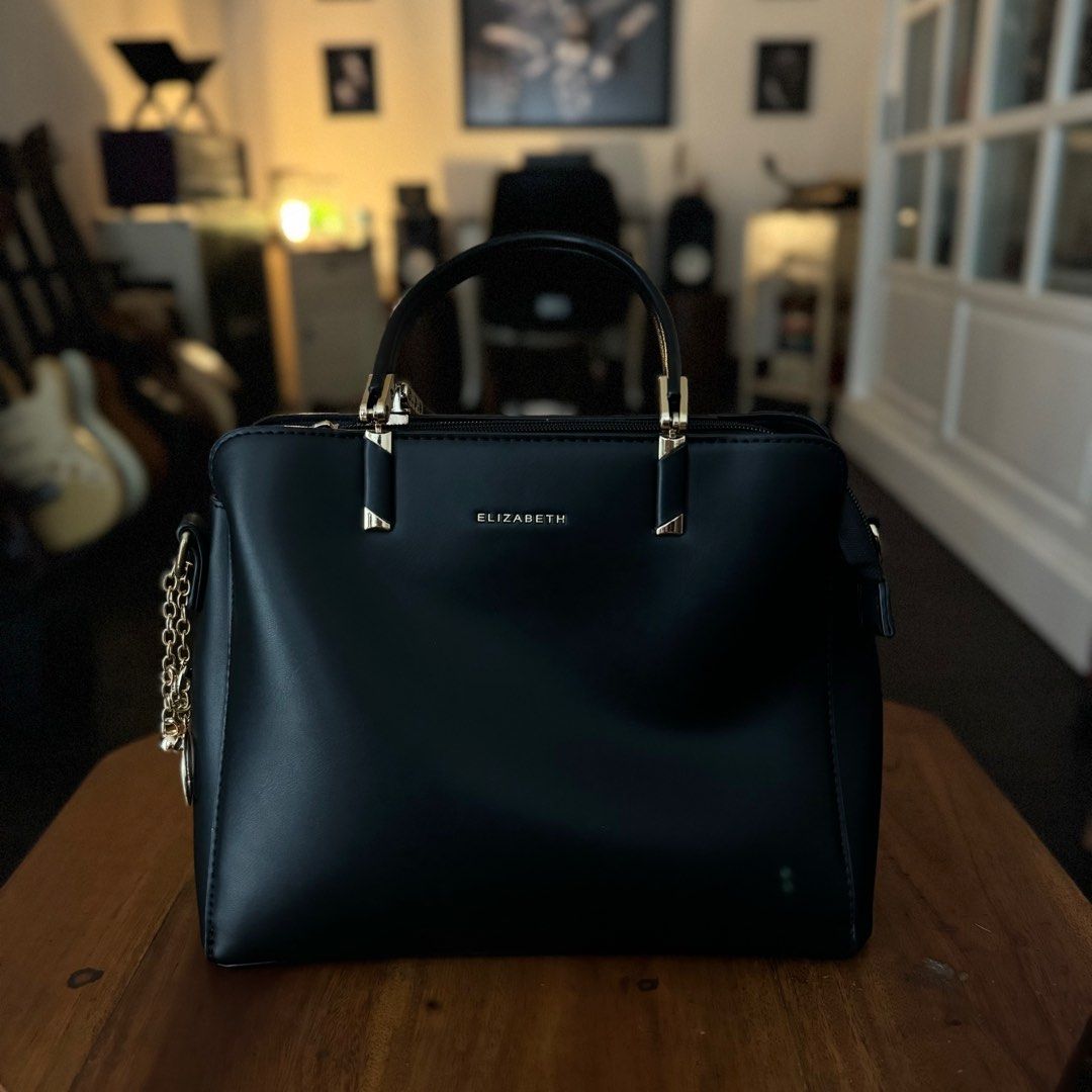 Elizabeth Handbag Slingbag Wanita Women's bag, Fesyen Wanita