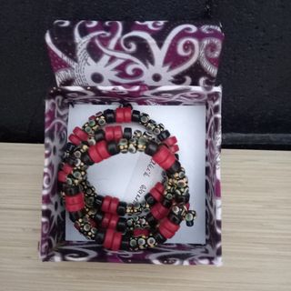 (Kategori: ) berada di . Dikirim oleh annahabiba94053 (ID iklan 1336323660, Gambar 1). Deskripsi: .