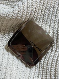 Hourglass Blush (Diffused Heat)