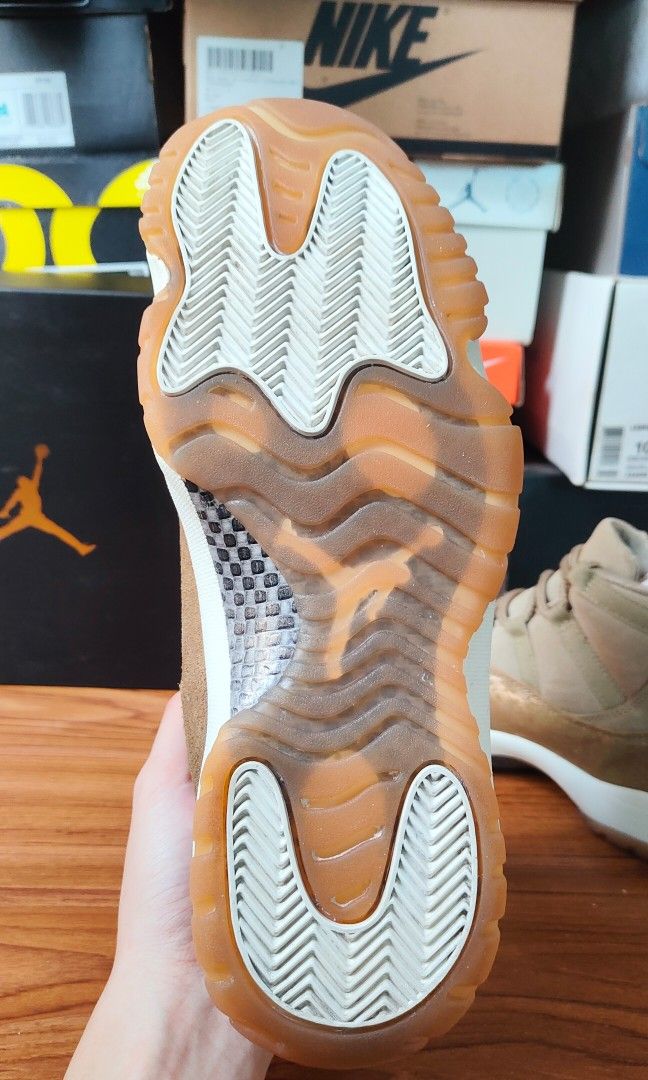 Jordan 11 Olive Lux US 10.5