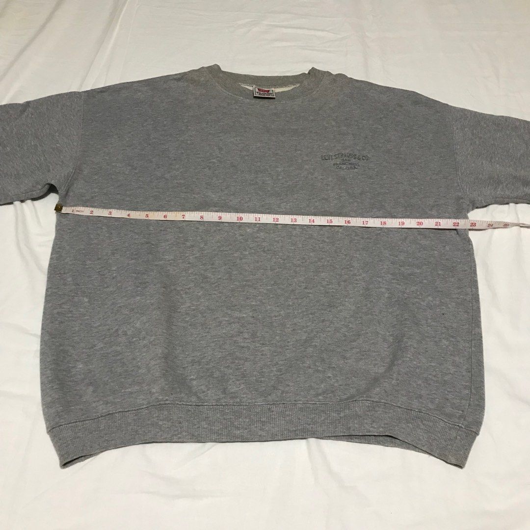 Levi strauss sweater top
