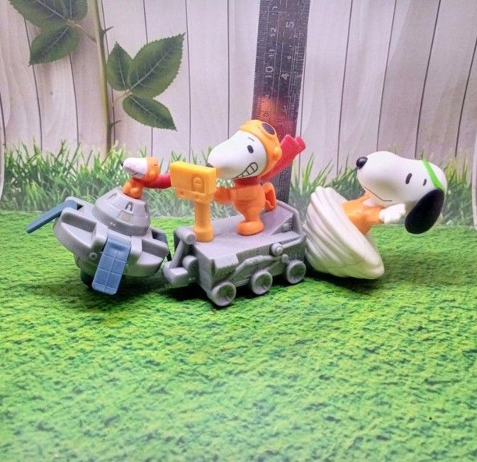 Snoopy Mcdonalds Toys Snoopy Plush Toys Collectibles( Mcdo Happy