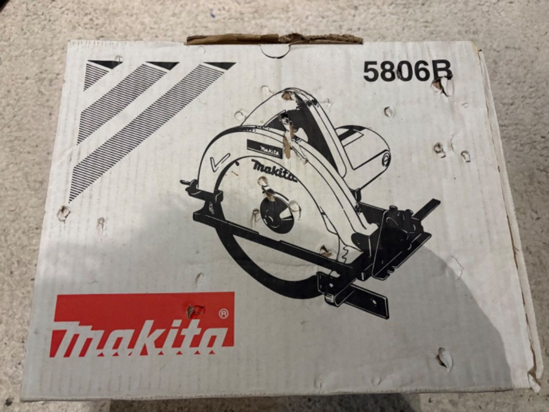 Makita 5606B 160mm Circular Saw Excellent Condition Furniture Home Living Home Improvement Organisation Home Improvement Tools Accessories on Carousell
