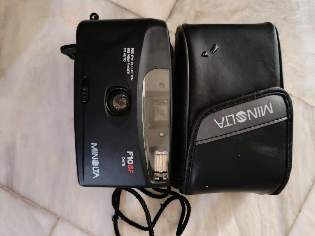 Minolta Vintage (stuck battery) (Category: Cameras) located in Cavite. Submitted by sophiayudequina (Listing ID 1336189007, Image 3). Description: Minolta Vintage Camera issue: stuck po battery ✅price: ₱50 ✅for collection or if kaya nyo alisin battery ☺️ 📞Sophia 09265740531 MOP: gcash MOD: pick up note: choose n book your courier location: Molino 3 Bacoor.