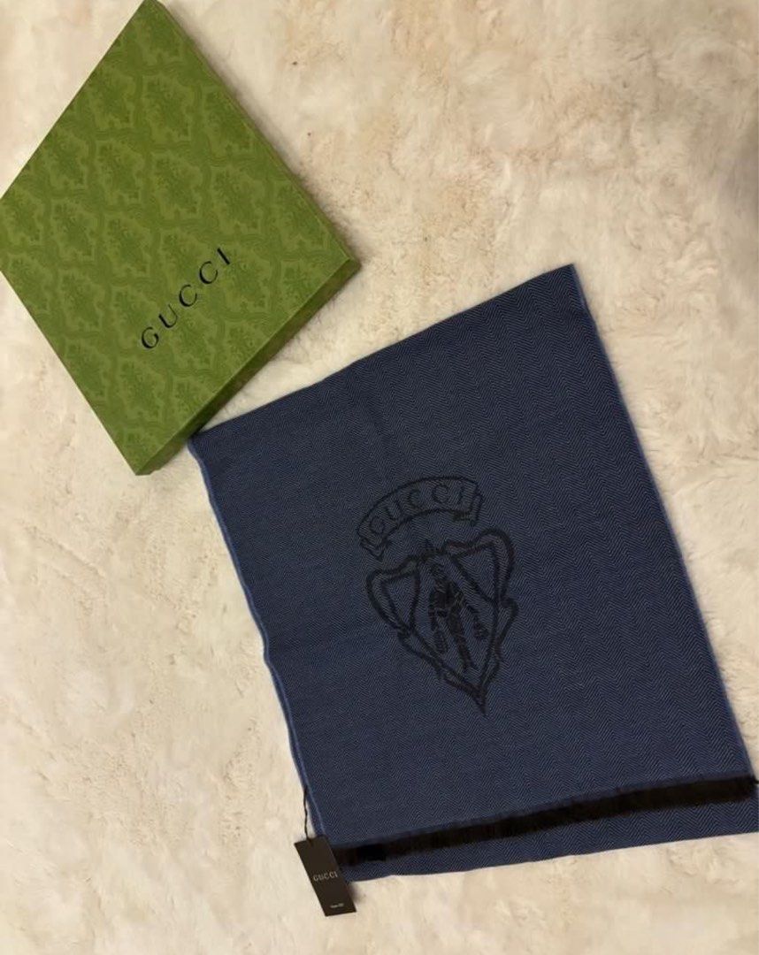 NEW AUTHENTIC GUCCI Hysteria Wool Logo Crest Scarf Unisex for Men Women With Box