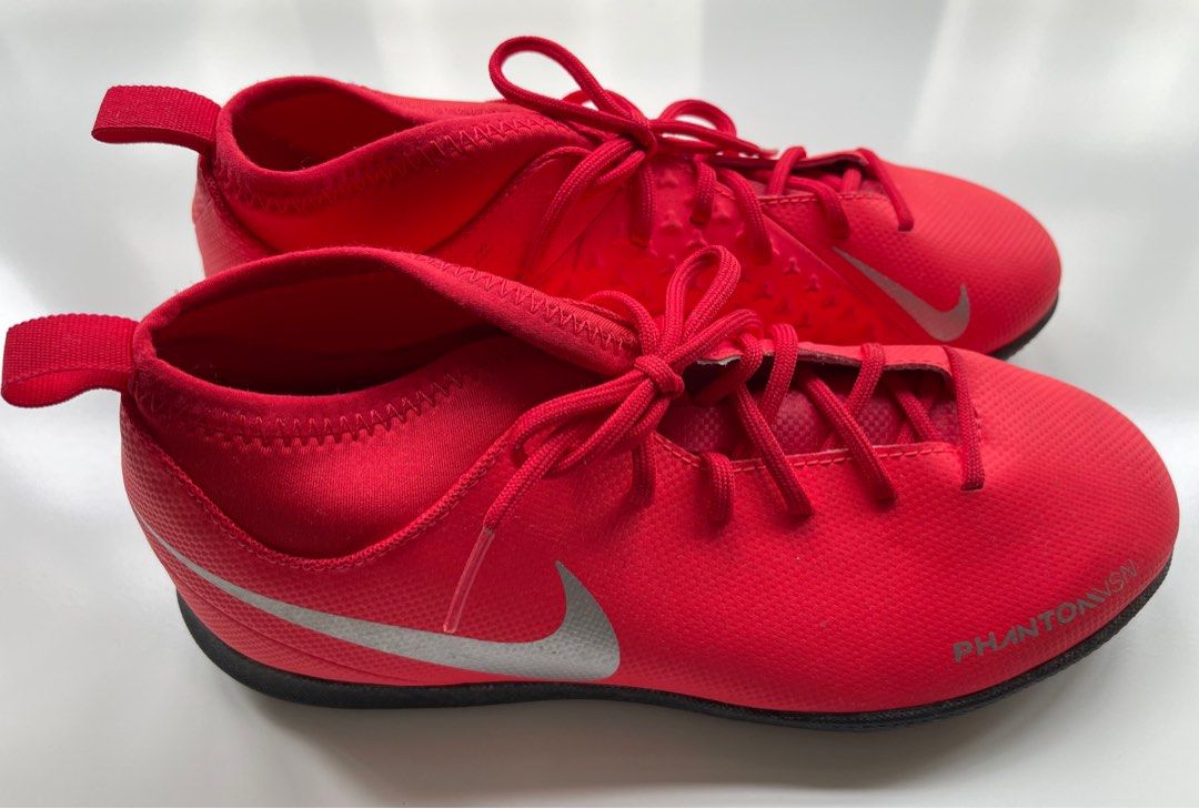 Nike boots size 5 store