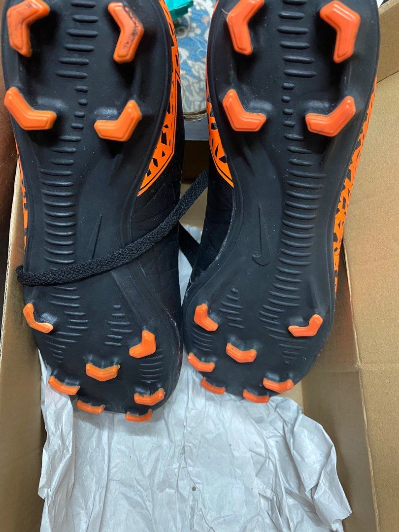 Kasut bola nike hypervenom baru outlet