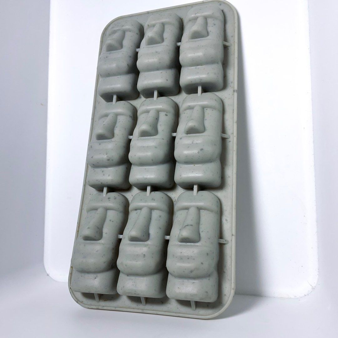 Original Fred Stone Cold Moai Easter Island High Grade Silicone Ice Cube Tray Mold (Category: Other Kitchenware & Tableware) located in Tagaytay City. Submitted by barenwolf (Listing ID 1336218906, Image 1). Description: .